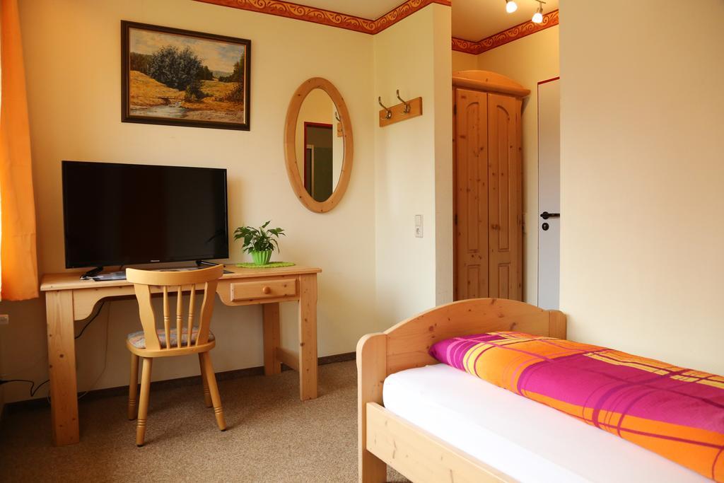 Hotel Bechtel Burbach  Phòng bức ảnh
